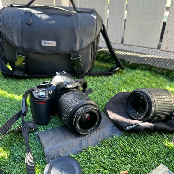 Nikon D3100 With 18-55mm Lens and 55-200mm Lens + Accesories + Bag - Picture 1 of 8